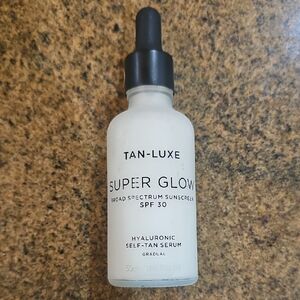 Tan-Luxe Super Glow SPF 30 Hyaluronic Self-Tan Serum - White